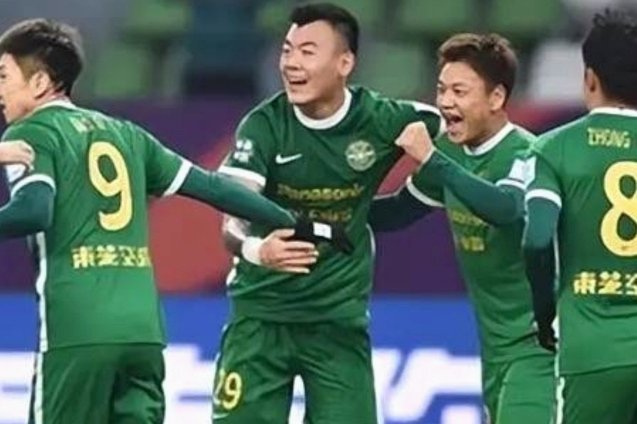 中超独苗！浙江队恭喜朴镇燮入选世界杯名单：浙江队骄傲！