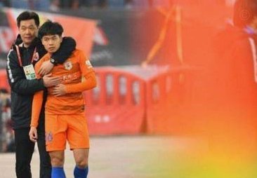 12国少主教练有福了，听栾总的口气，小球员滨滨去不了皇马梯队都算失败
